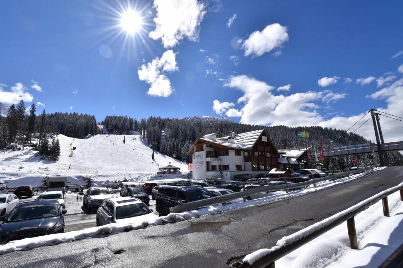 Ville Golf & Ski Madonna di Campiglio Exterior photo